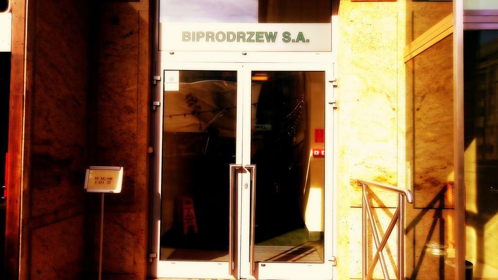 Wdj Hostel Varşovia Exterior foto